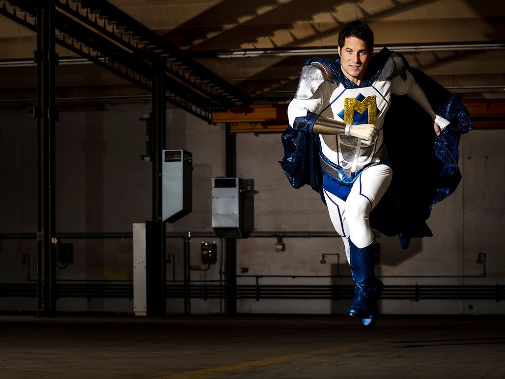 bionicman_maxon_running1