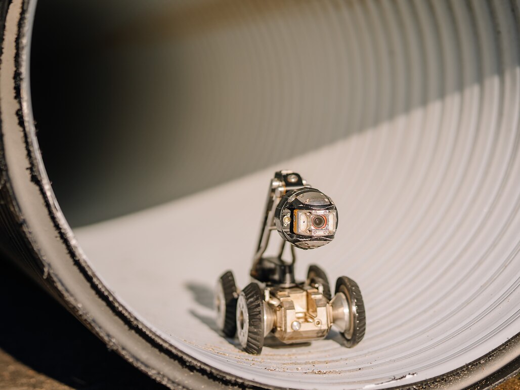 maxon - Multi-axis motion control is required for pipe inspection robots