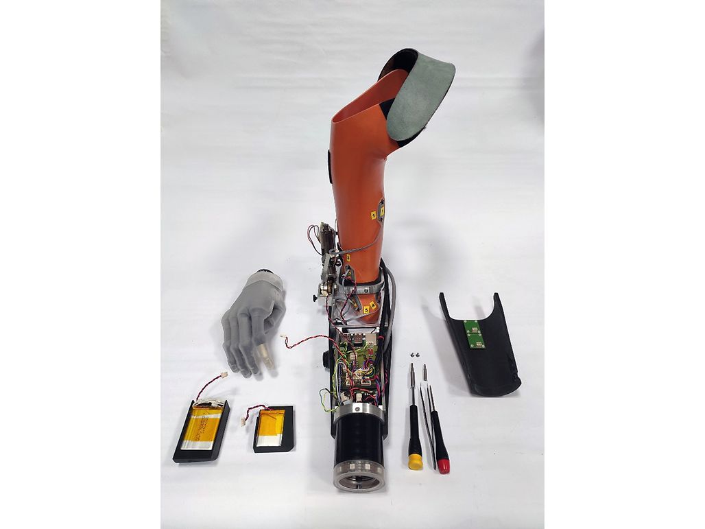 Template DriveTech cybathlon smart arm 3 modifié